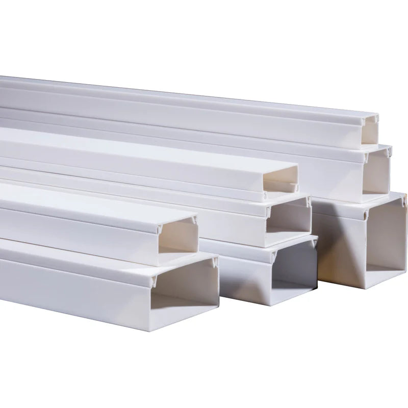 MOLDURA PLASTICA CON ADHESIVO INCLUIDO. MEDIDA DE 20X10 MM. LARGO DE 3 M. COLOR BLANCO