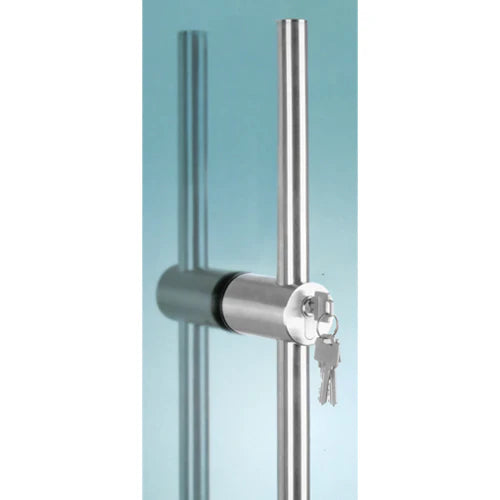 TIRADOR CON CERRADURA INCORPORADA. SATINADO. 1500 MM.