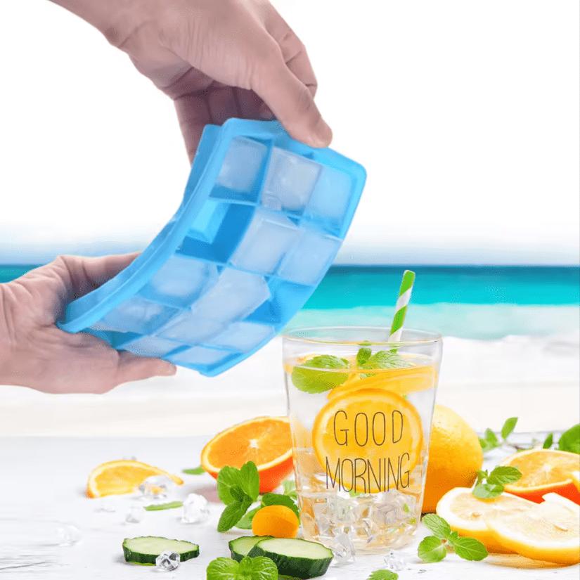 [SKUIMG]BOY08.1|BANDEJA DE SILICON PARA CUBOS DE HIELO CON TAPA 1 UNIDAD