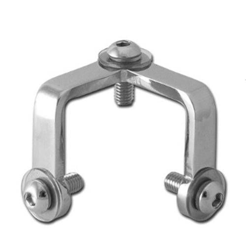 [SKUIMG]C-3210B-02|C-3210B-02.jpg|CONECTOR DE VITRINAS DE 3 VIAS