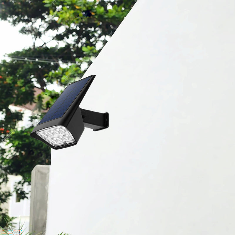 [SKUIMG]CL303-SOL-04-7W-30K-Z|CL303-SOL-04-7W-30K-Z.jpg|LÁMPARA ESTACA SOLAR LED NEGRA 7W 500 LUMENS CON PANELES SOLARES INTEG