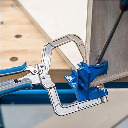 [SKUIMG]LI95|LI95-FRONTEND-H5D8iy-aQ4EzTbTT.png|PINZA PRESION TRIPLE C DE 13" PARA ESQUINAS 90 GRADOS CON GUIA AGUJERO PARA PERFORAR