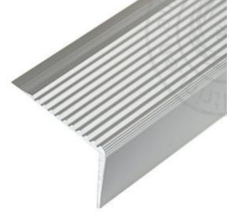 [CARBONE]U091-POLISH|PERFIL ANTIRESBALANTE PARA ESCALERAS ACABADO SILVER ANODIZADO 3MTS LARGO
