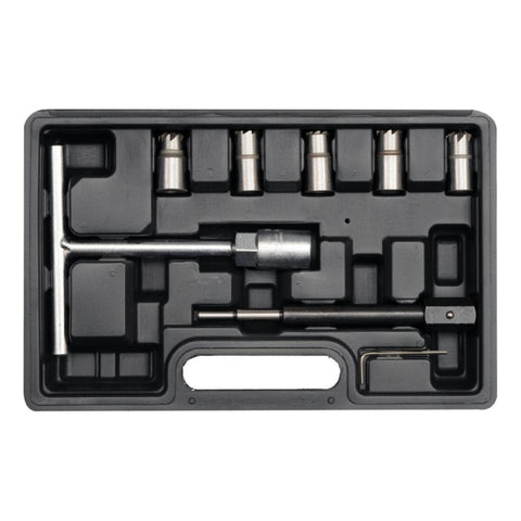 [SKUIMG]YT-17625|YT-17625.jpg|CONJUNTO DE INYECTOR Y CORTADOR DE DIESEL. SET DE 8 PIEZAS.